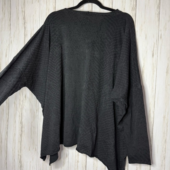 Planet by Lauren G Black Doleman Top - Picture 5 of 6